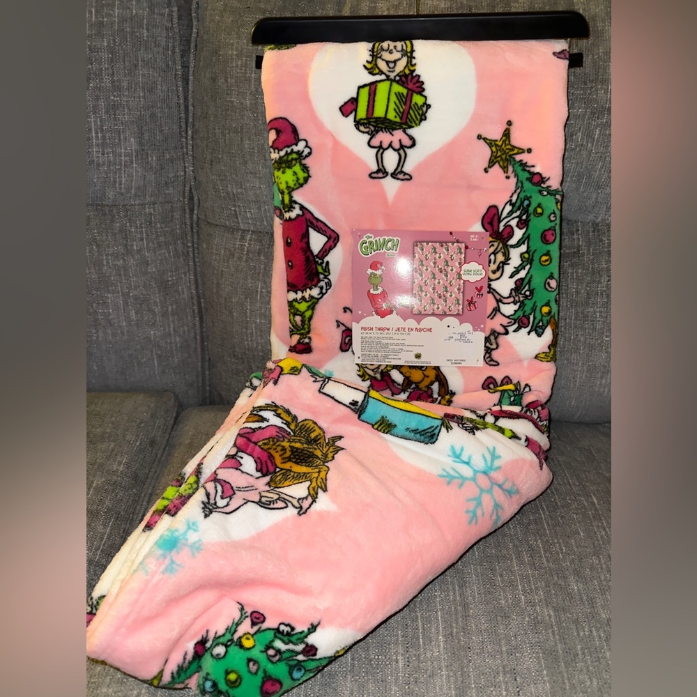 Grinch Pink Fleece Blanket